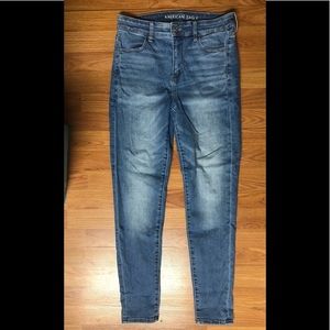 Womens American Eagle jeans size 10